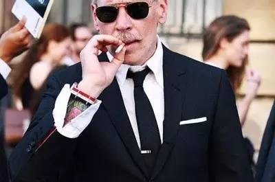 dw手表送男朋友怎么样,dw手表哪款适合当生日礼物