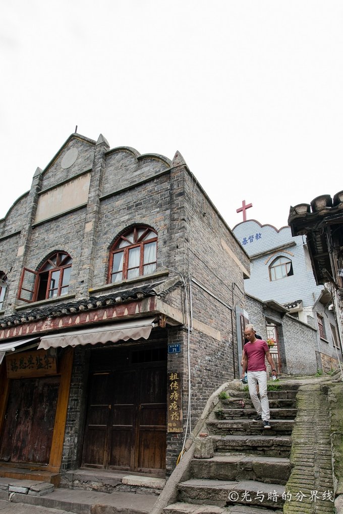 黄果树西江小七孔兴义青岩,西江苗寨黄果树青岩古镇位置