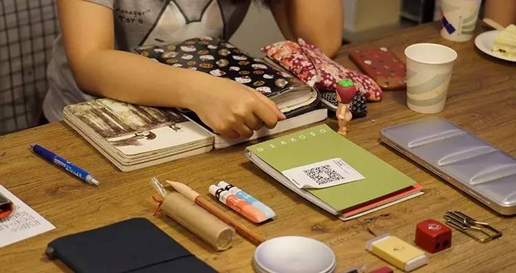 她们推崇的文具，记录的其实是人生＃果库文具大会