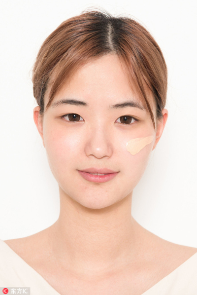 如何打造一个夏日清透的妆容,夏日清透底妆