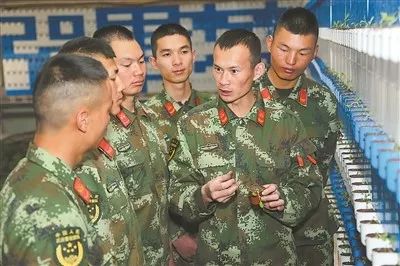 象棋兵和士教案,象棋中的兵和士是什么意思