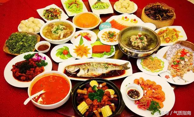 朋友圈里卖低价服装的真相,朋友圈代购真实案例