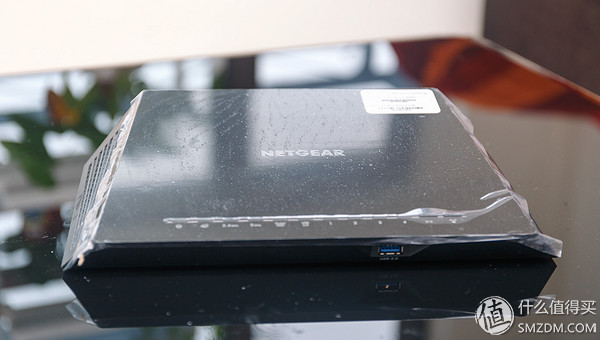 做工精良,外观大气,配置强悍~测NETGEAR美国网件Nighthawk夜鹰R6900别墅级无线路由