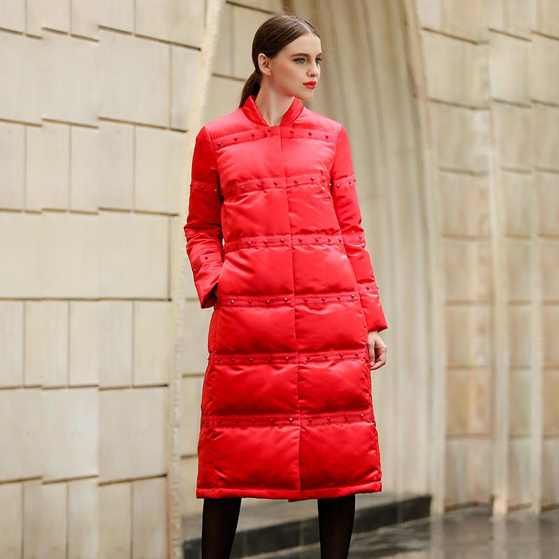 新年穿新衣羽绒服干洗还是水洗好,新年衣服有必要买羽绒服吗