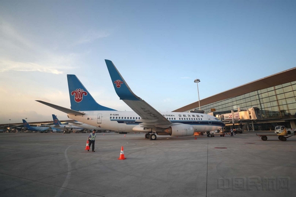 中国南方航空大本营广州白云机场,南航入驻白云机场二号航站楼