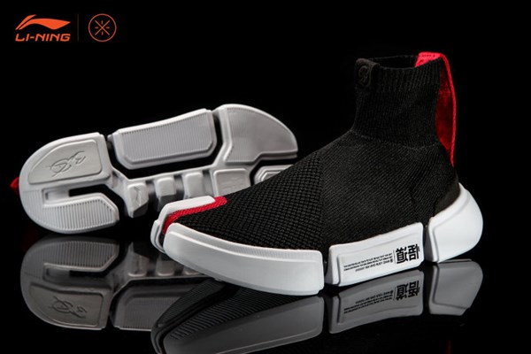 电竞潮男花落谁家PCPI参赛队员球鞋统计