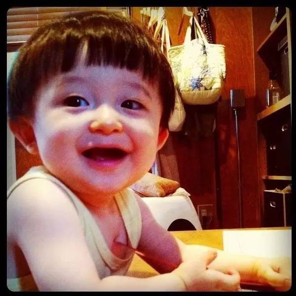 比理发店好的发型,潮男发型在家自己做