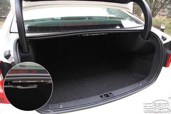 韩路试驾14款沃尔沃s60l,瑞典商人