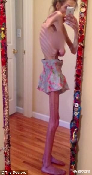 一个人光喝水不吃饭能活多久,不吃饭只喝水能活多久图片