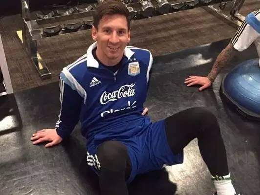 恭喜梅西获得第八座金球奖图片,梅西获得第五座金球奖