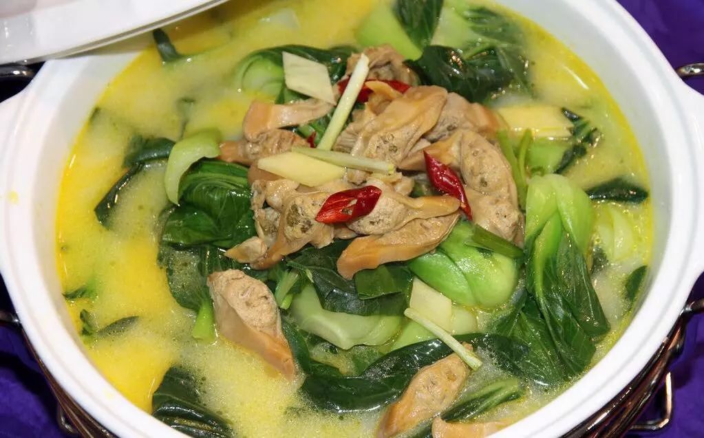 3月啦！不时不吃的苏州人又迎来了一波春天的美食，青团子、腌笃鲜、明前螺、马兰头……