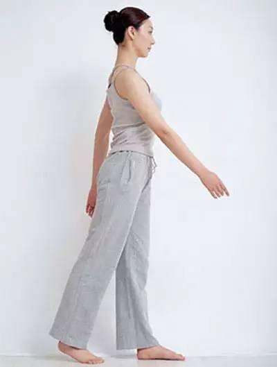 走路减肥方法每天五步轻松瘦一点