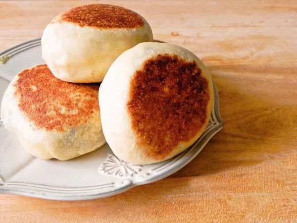 3月啦！不时不吃的苏州人又迎来了一波春天的美食，青团子、腌笃鲜、明前螺、马兰头……