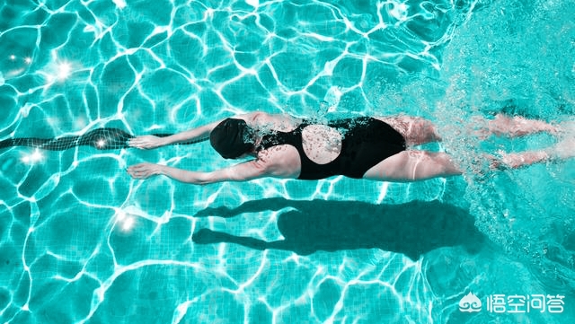 游泳对膝盖的好处,游泳对膝关节的危害