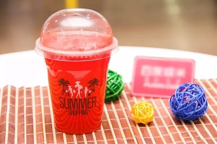 健康果汁喝起来冰爽一夏,鲜榨果汁营养会流失吗