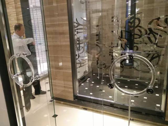 方形淋浴房90*90,下沉方形淋浴房