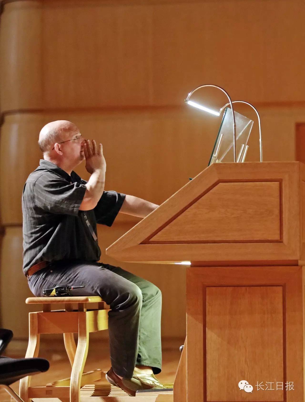 这一件神秘乐器就相当于一个乐团！