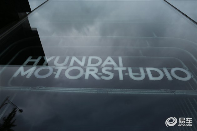 本田雅阁混动与索纳塔混动哪个好,索纳塔九混动怎么样