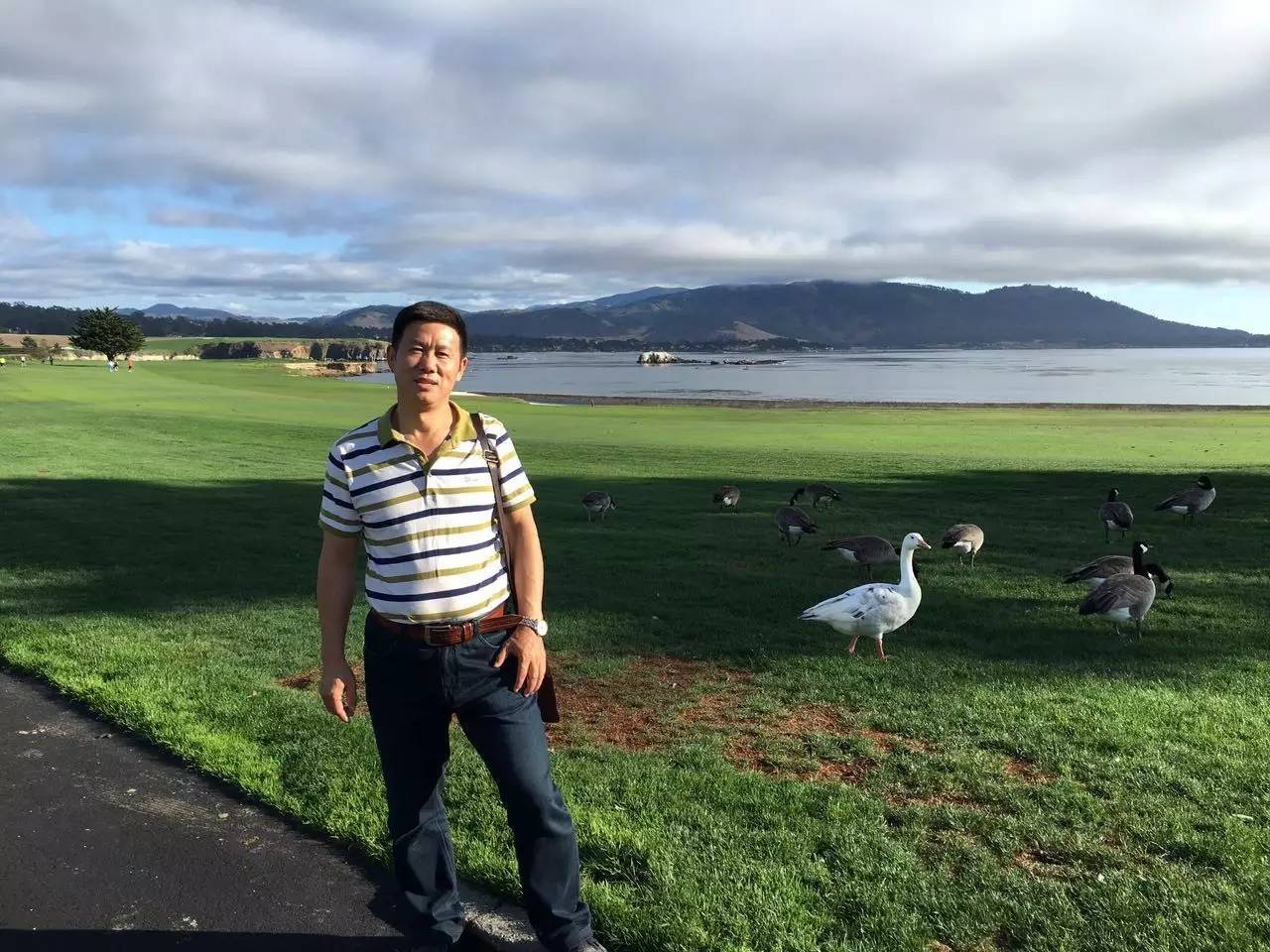 师德师风标兵评选表彰大会,师德标兵颁奖