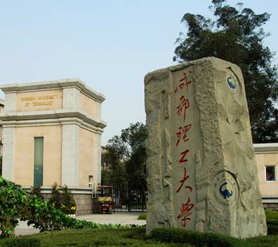 对话成都理工郑仁华：学生审美一塌糊涂，怎撩来那么多企业