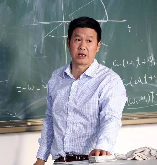 师德师风标兵评选表彰大会,师德标兵颁奖