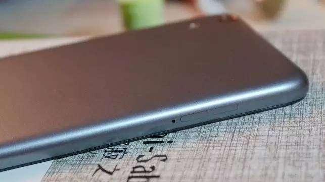 高冷的苹果抄袭两年前国产手机被责令停售?今后还能买到iPhone吗?