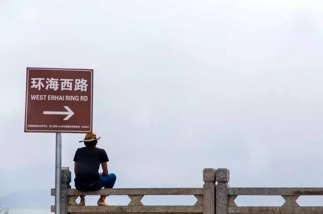 路牌带我抵达这里，而不是谷歌、百度、高德地图｜群分享