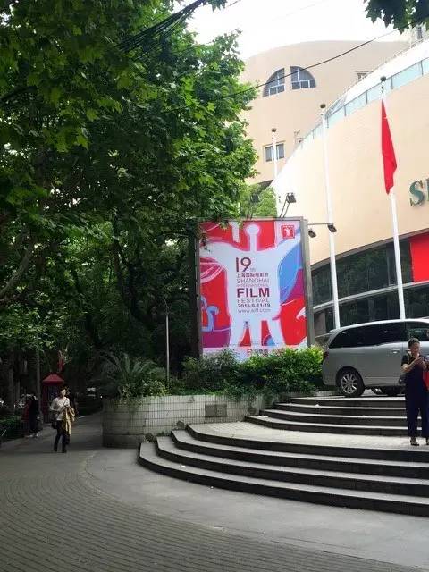 路牌带我抵达这里，而不是谷歌、百度、高德地图｜群分享