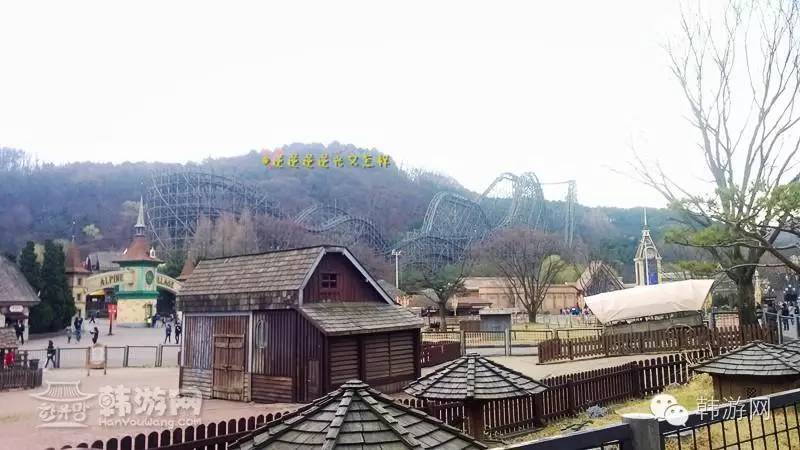 闺蜜两个去超市买零食吃,闺蜜两人闯天下