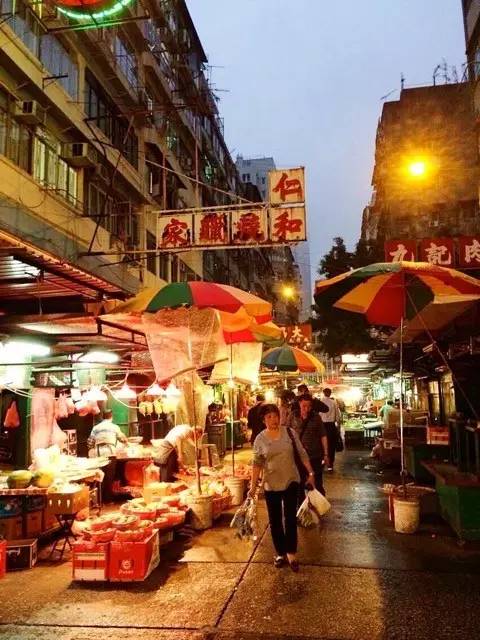 路牌带我抵达这里，而不是谷歌、百度、高德地图｜群分享