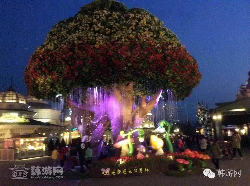 闺蜜两个去超市买零食吃,闺蜜两人闯天下