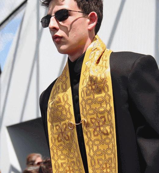 balenciaga冬季时装发布秀,99年lv秀场男装