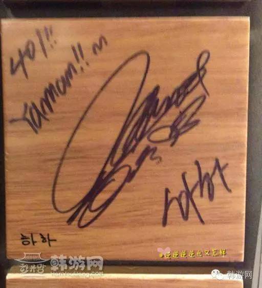 闺蜜两个去超市买零食吃,闺蜜两人闯天下