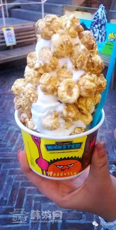 闺蜜两个去超市买零食吃,闺蜜两人闯天下