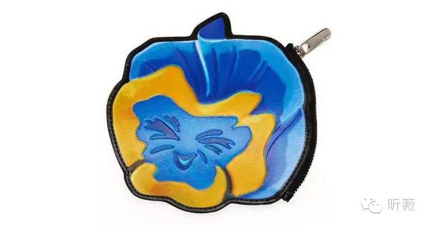 萌物志|大佬们都在致敬爱丽丝，贴上LINE‘蠢兔，涂上哆啦A梦bb,让童趣的你萌萌哒