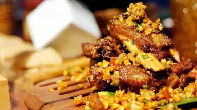 上海日月光攻略,徐家汇日月光有什么好吃的