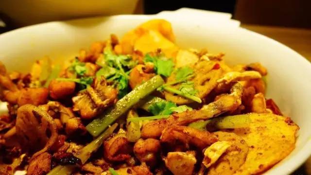 上海日月光攻略,徐家汇日月光有什么好吃的