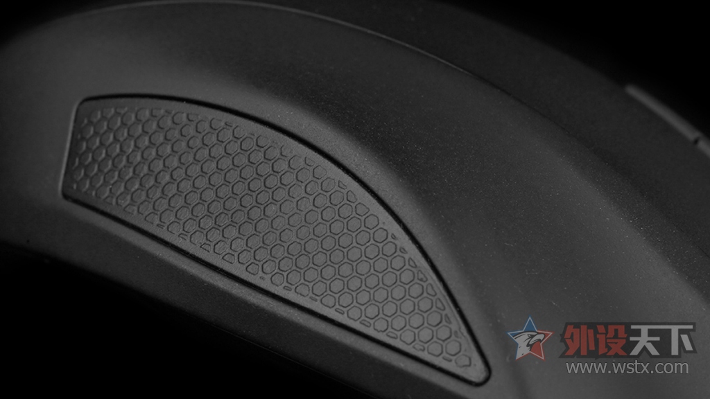 razer雷蛇那伽梵蛇进化版,razer雷蛇毒蝰迷你版鼠标测评