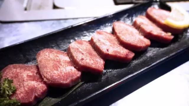 上海日月光攻略,徐家汇日月光有什么好吃的