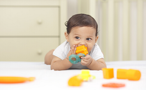 儿童误吞硬币进食道,四岁孩子误吞硬币视频