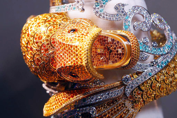 表就表吧,这些时装表非要自称宝宝