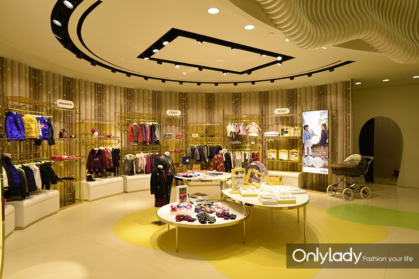 闈欏畨鍢夐噷涓績绔ヨ,鍢夐噷涓績绔ヨ