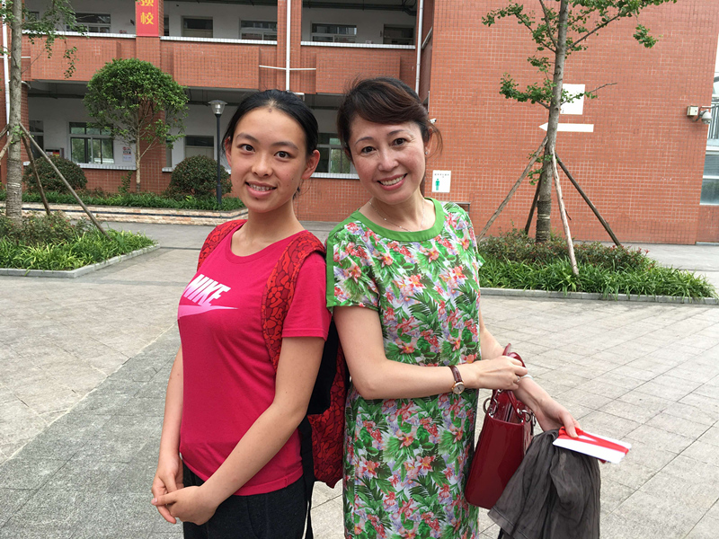 美美嗒文科女状元!704分的林中文建议大家订份《人民日报》