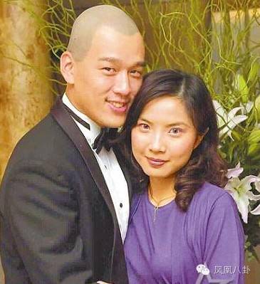 花10万订做西装，收入一半买雪茄！有一种霸道总裁叫做王耀庆