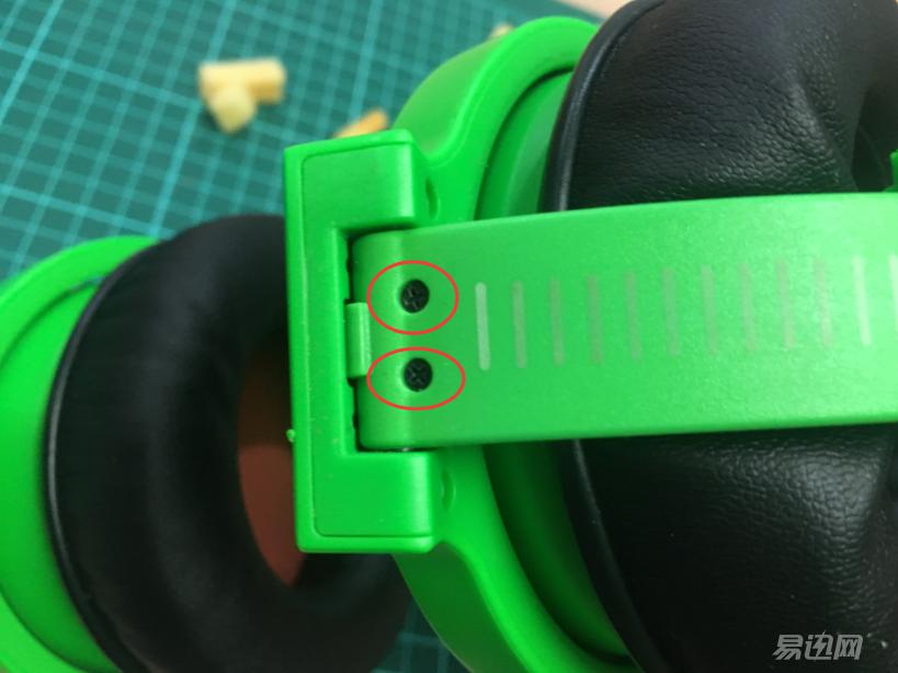 耳机外面的橡胶套烂了修复,耳机套烂了怎么换