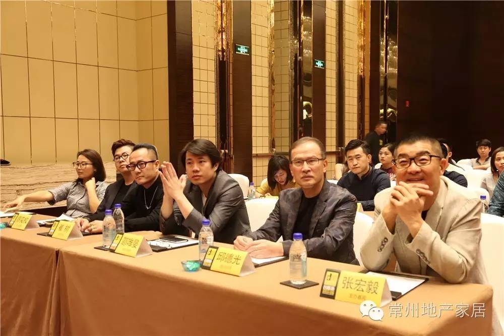 视频：犀利导师团VS84后小鲜肉谁是你的菜？