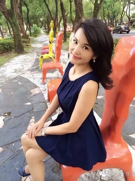 行走两岸看世界,她是来自*疆新**的女主播