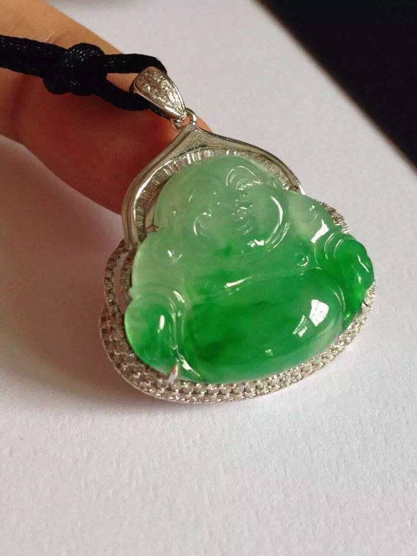 玉石男戴观音女戴佛对吗,有男戴观音女戴佛说法吗