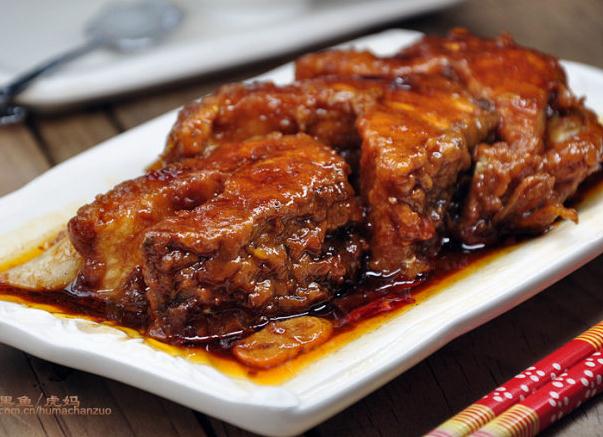 红烧鸡清蒸鱼正宗做法,红烧鸡鲜嫩