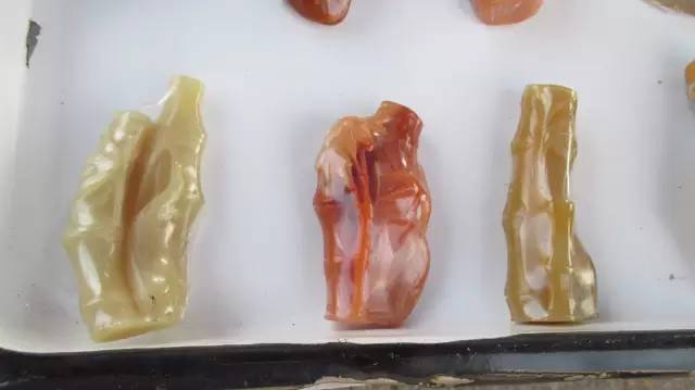 鍗氶泤鐭宠僵,鍗氶泤杞╁灞辩煶